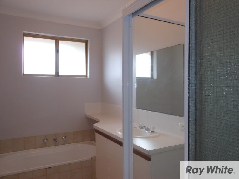 8A Firetail Place, Kenwick WA 6107