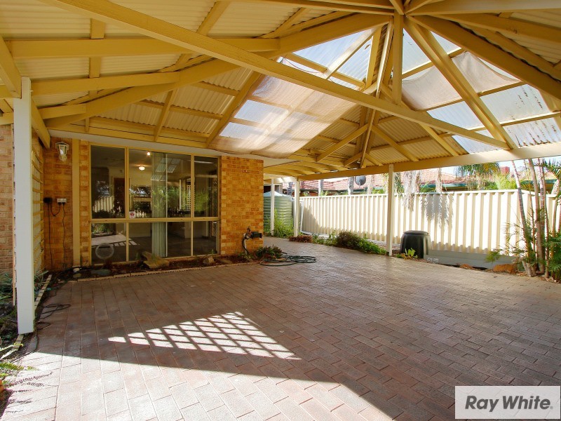 17 Wickling Drive, Beckenham WA 6107