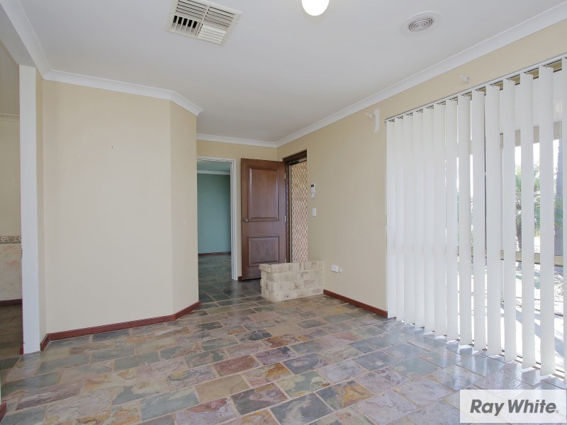 17 Wickling Drive, Beckenham WA 6107