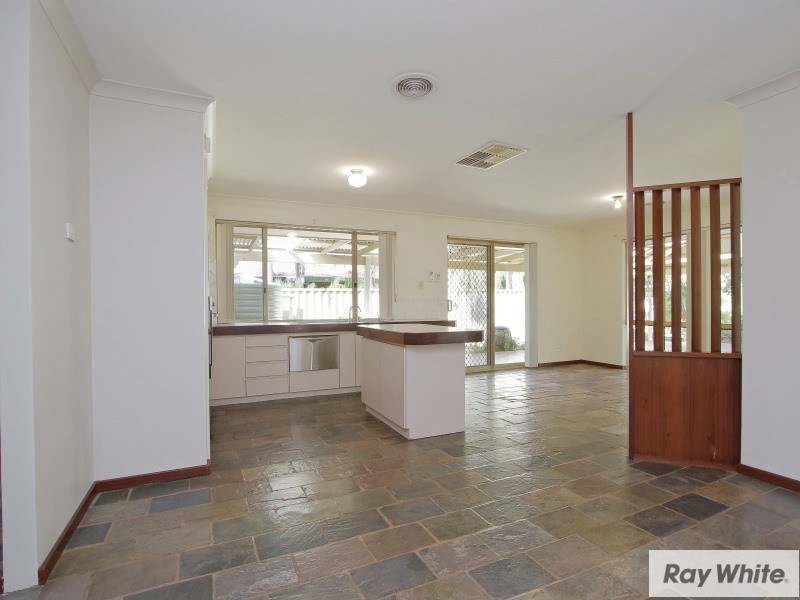 17 Wickling Drive, Beckenham WA 6107