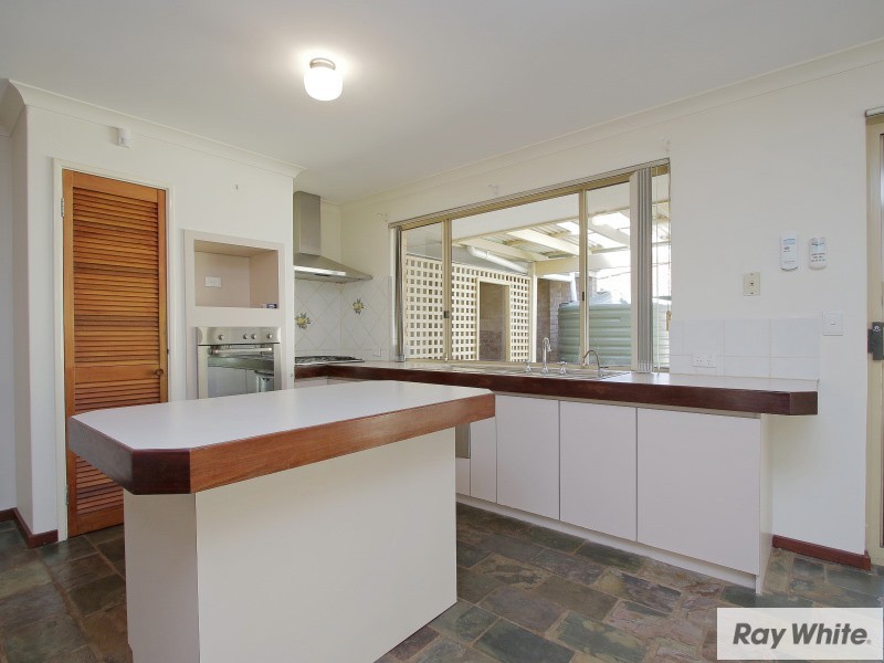 17 Wickling Drive, Beckenham WA 6107