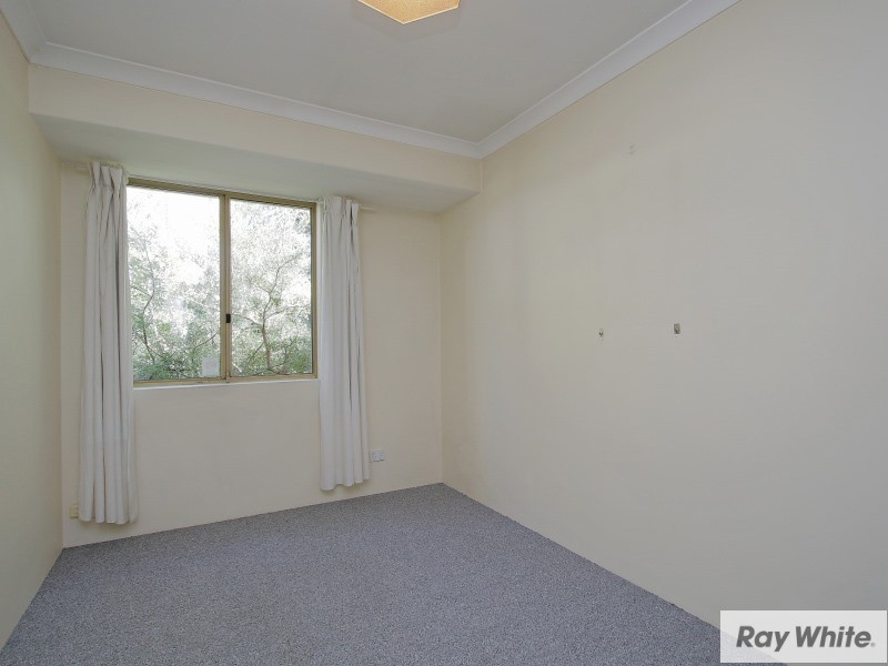 17 Wickling Drive, Beckenham WA 6107