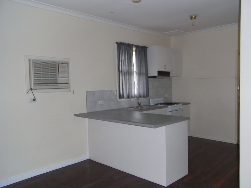 16 Coulson Street, Wilson WA 6107