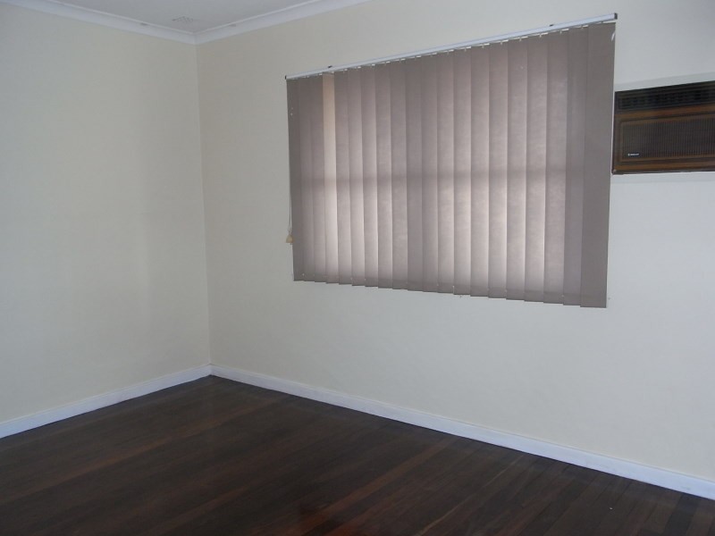 16 Coulson Street, Wilson WA 6107