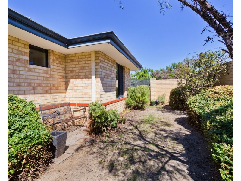 40 Leichardt Street, St James WA 6102