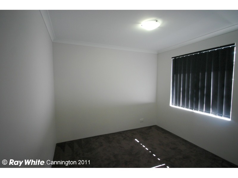 2c Leslie Street, Cannington WA 6107