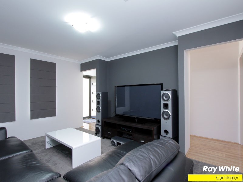 9 Treemartin Place, East Cannington WA 6107
