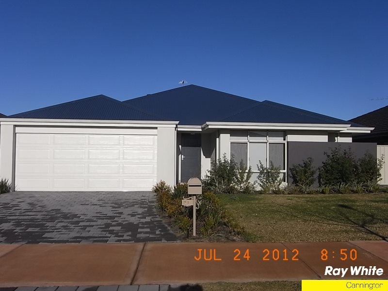 21 Clearwater Drive, Southern River WA 6110