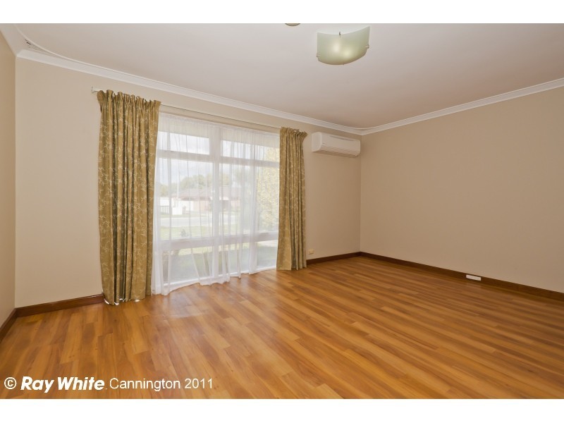 27b Temby Street, Beckenham WA 6107