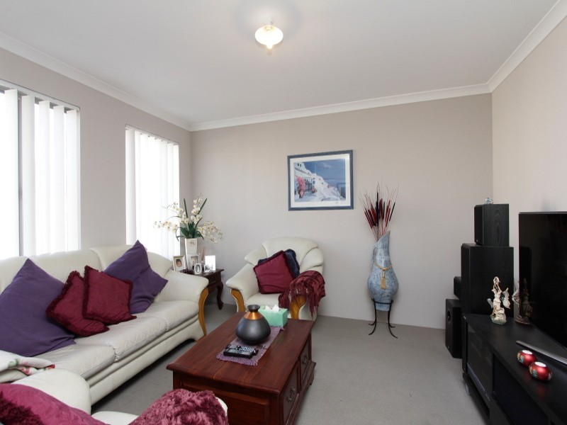 2/39 Russell Street, East Cannington WA 6107