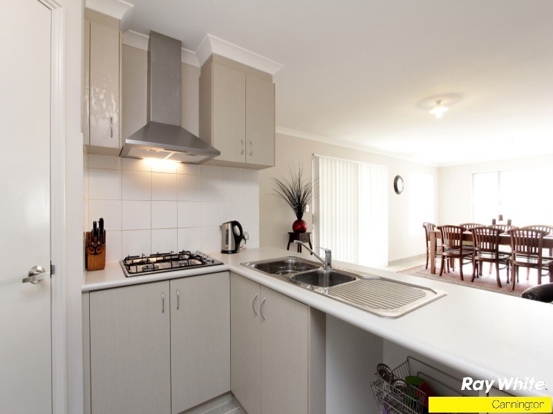 2/39 Russell Street, East Cannington WA 6107