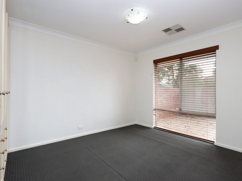 4 Duketon Way, Kenwick WA 6107