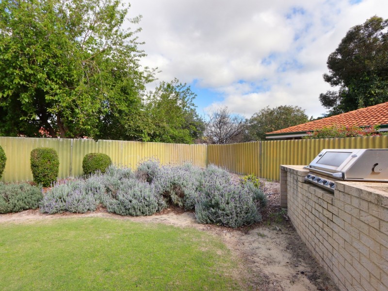 4 Duketon Way, Kenwick WA 6107