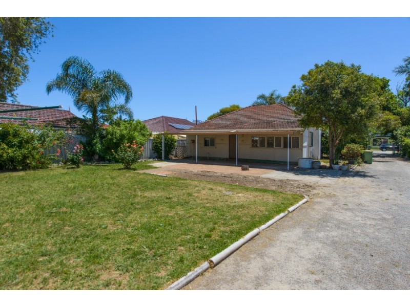 31 Fitzroy Street, Queens Park WA 6107