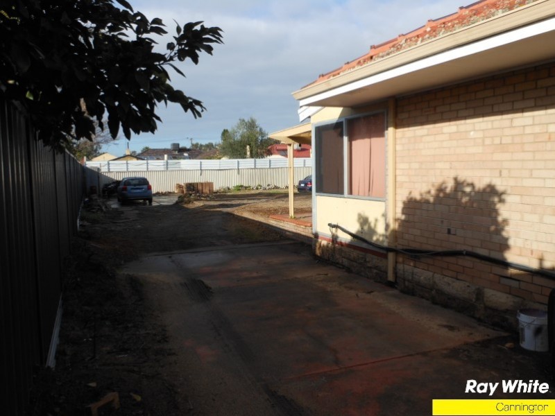 17 River Rd, Cannington WA 6107