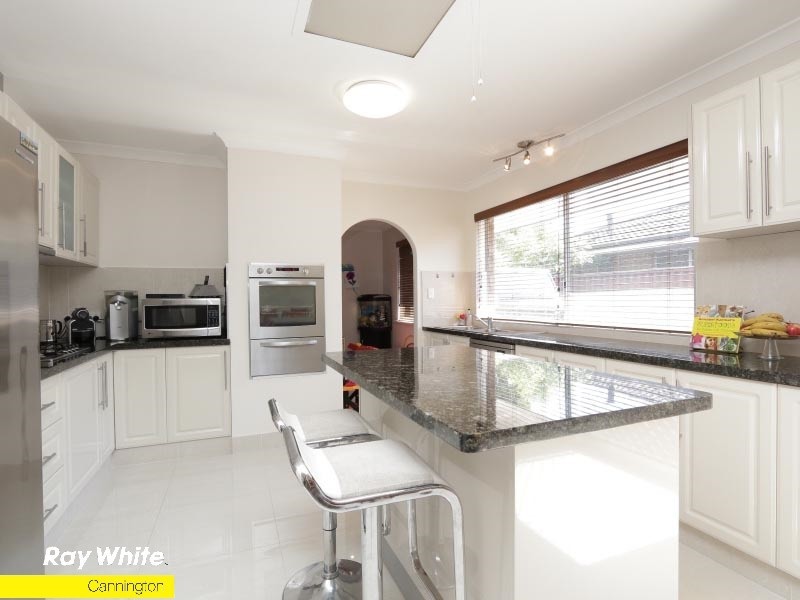 100 Jubilee Street, Beckenham WA 6107