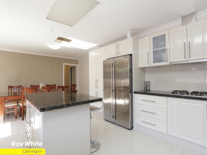 100 Jubilee Street, Beckenham WA 6107