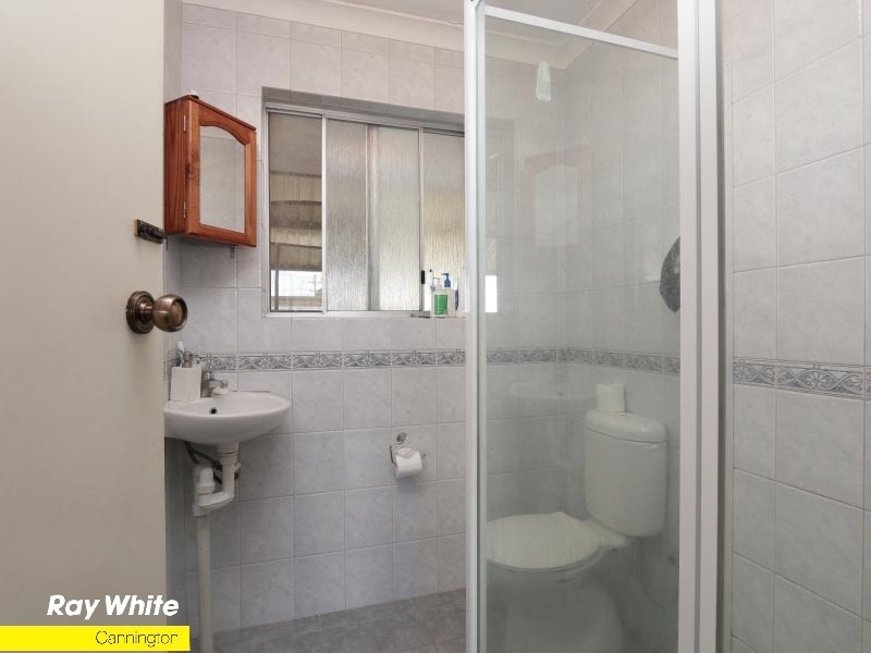 100 Jubilee Street, Beckenham WA 6107