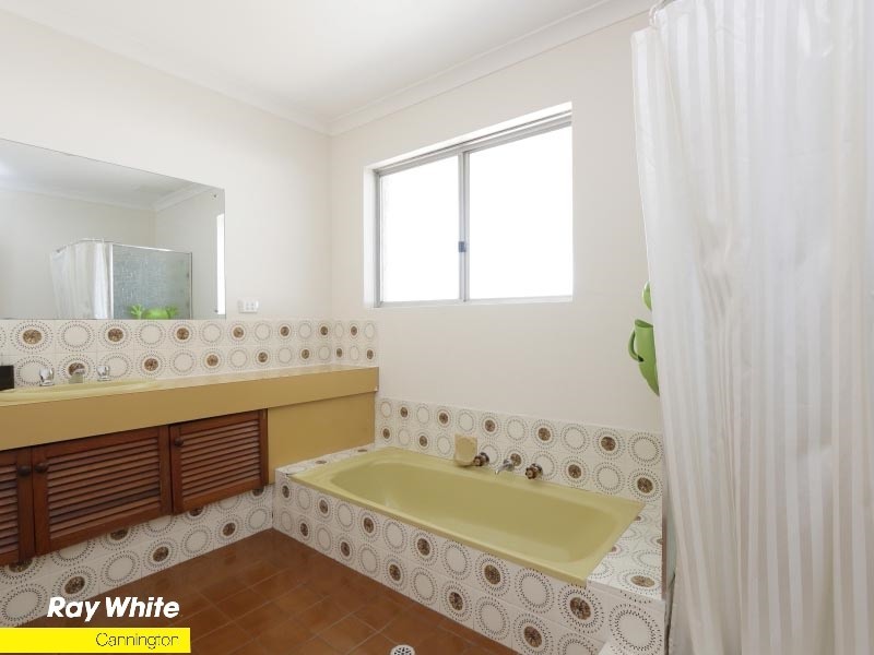 100 Jubilee Street, Beckenham WA 6107