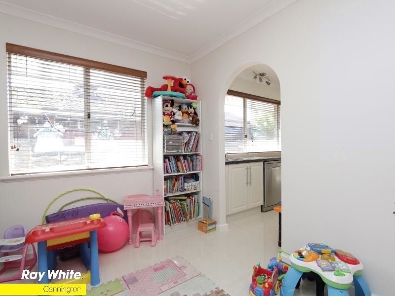 100 Jubilee Street, Beckenham WA 6107