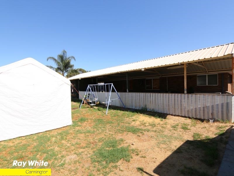 100 Jubilee Street, Beckenham WA 6107