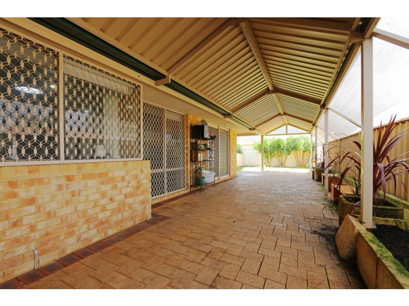 256 William Street, Beckenham WA 6107