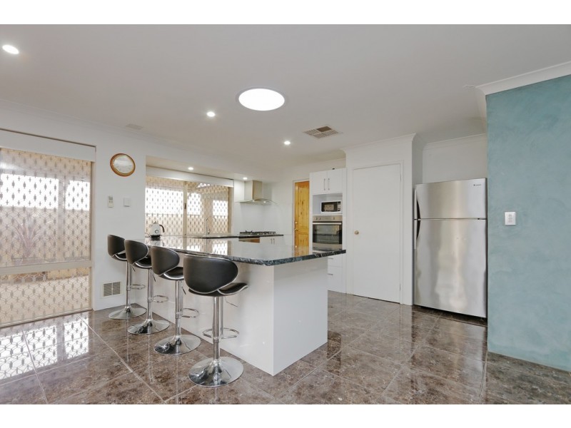 256 William Street, Beckenham WA 6107