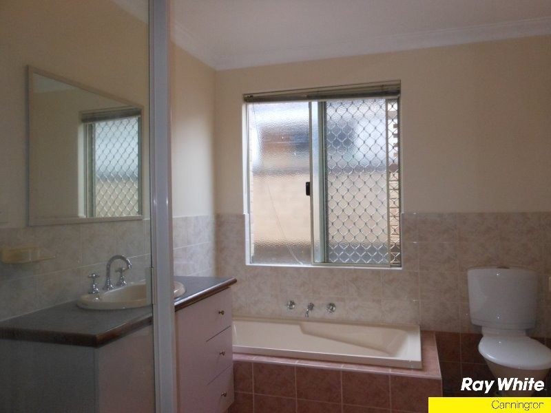 4/56 Crawford Street, East Cannington WA 6107