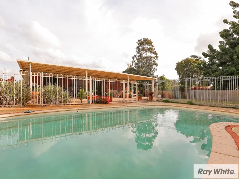 76 Elizabeth Street, East Cannington WA 6107