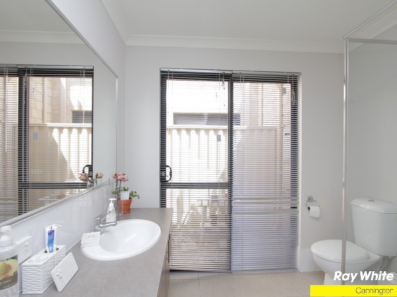 28/1 Cameron Street, Langford WA 6147