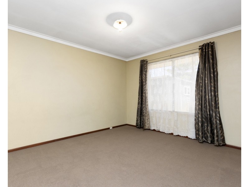 9a Longfield Road, Maddington WA 6109