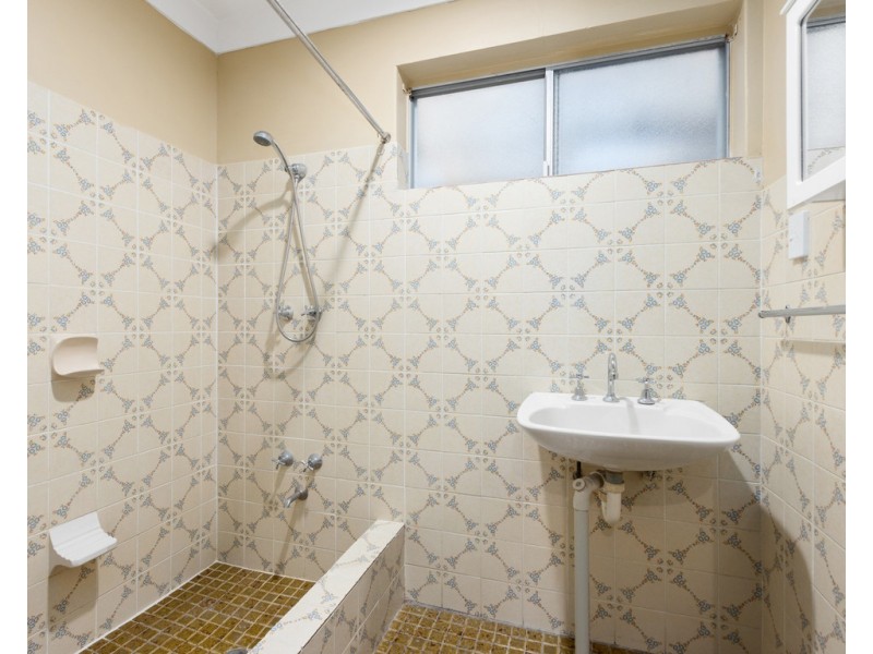 9a Longfield Road, Maddington WA 6109