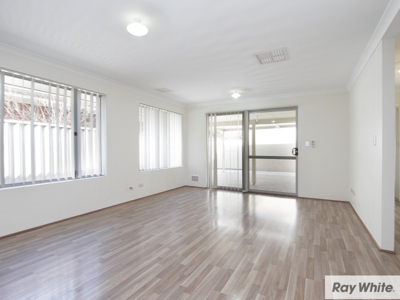 19A Hartfield Street, Queens Park WA 6107