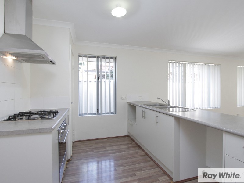 19A Hartfield Street, Queens Park WA 6107