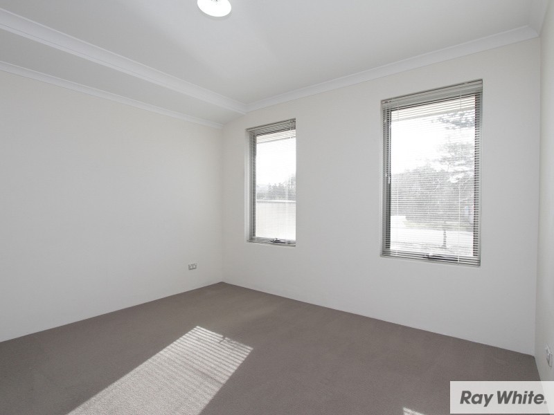 19A Hartfield Street, Queens Park WA 6107