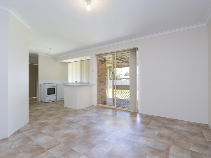 17 Quarram Way, Gosnells WA 6110