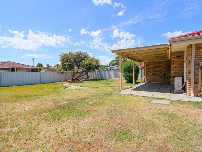 17 Quarram Way, Gosnells WA 6110