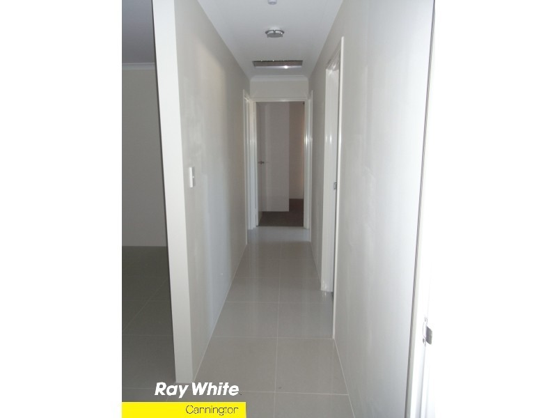 64 Flametree Boulevard, Harrisdale WA 6112