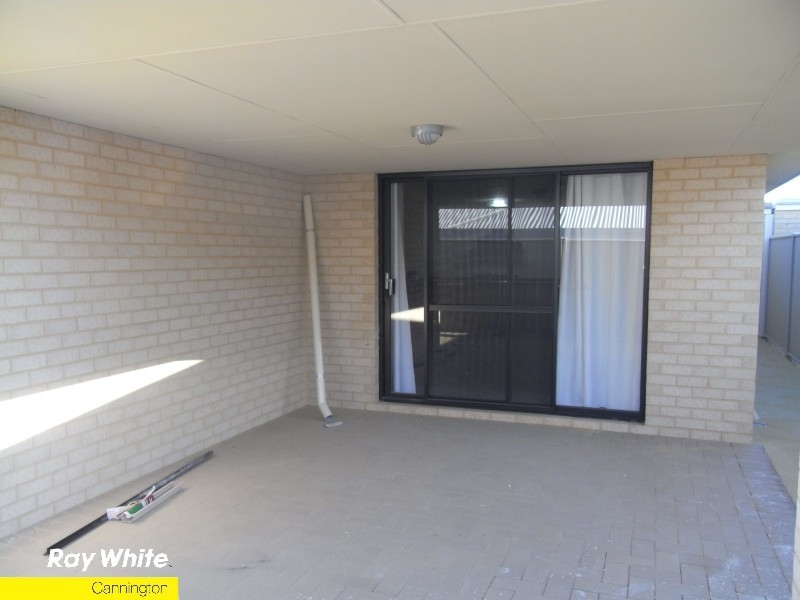 64 Flametree Boulevard, Harrisdale WA 6112