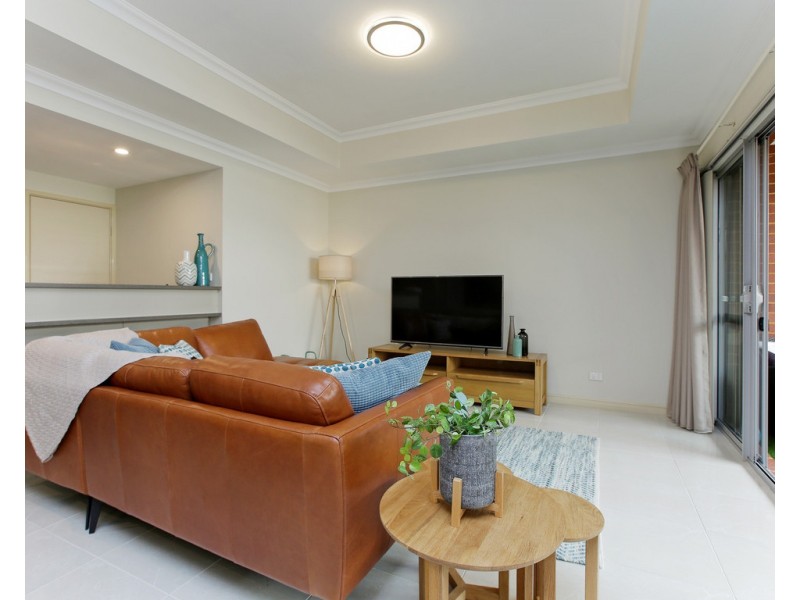 4/121 Gibbs Street, East Cannington WA 6107