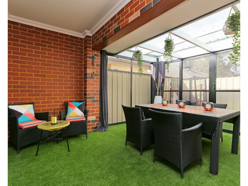 4/121 Gibbs Street, East Cannington WA 6107