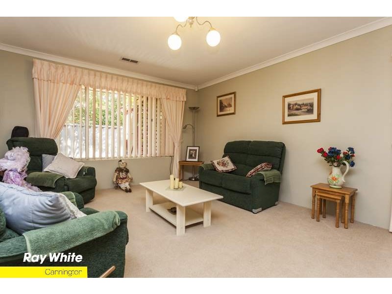 14 Taronga Drive, Kelmscott WA 6111