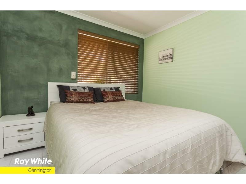 14 Taronga Drive, Kelmscott WA 6111