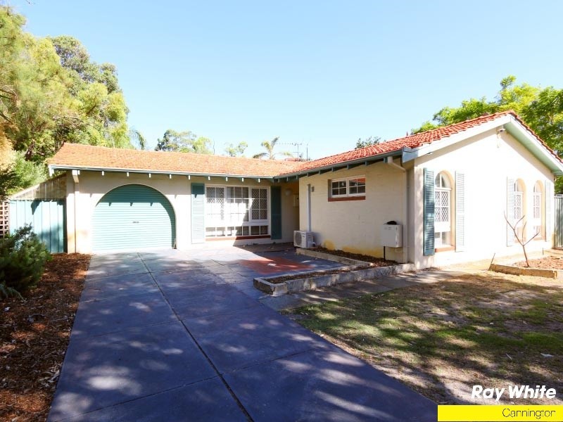 14 Lachlan Road, Thornlie WA 6108