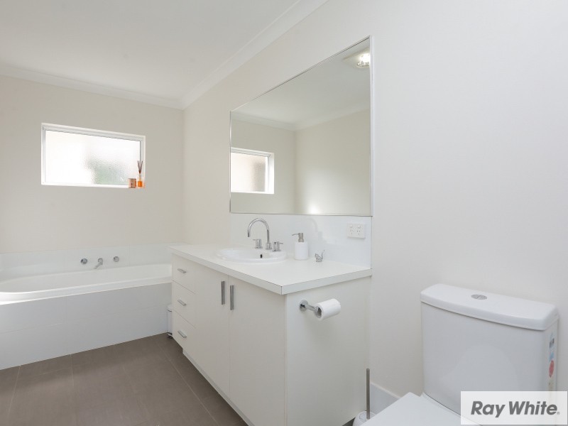 41A Mallard Way, Cannington WA 6107