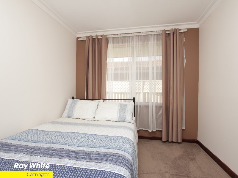 16 Aragon Way, Wilson WA 6107