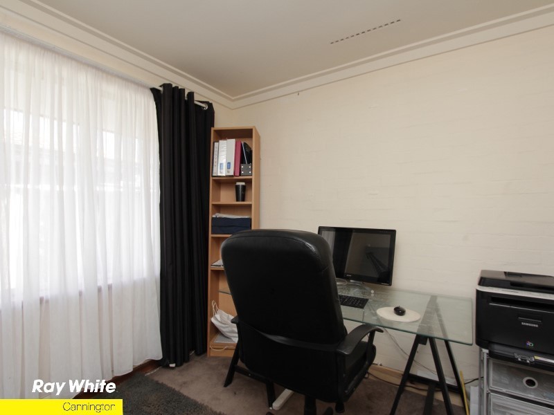 16 Aragon Way, Wilson WA 6107