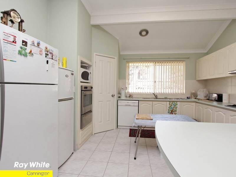 199 Wharf Street, Queens Park WA 6107