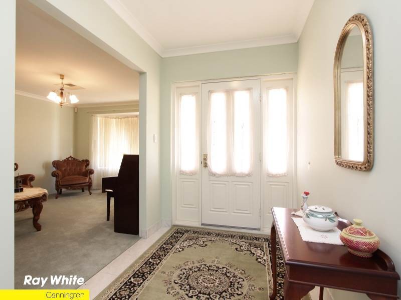 199 Wharf Street, Queens Park WA 6107