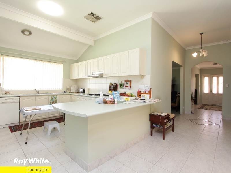 199 Wharf Street, Queens Park WA 6107